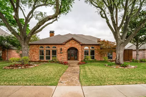 3329 Santana Ln, Plano, TX 75023