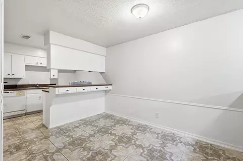 756 E Pecan St, Hurst, TX 76053