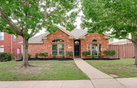 1404 Valley Trl, Irving, TX 75063
