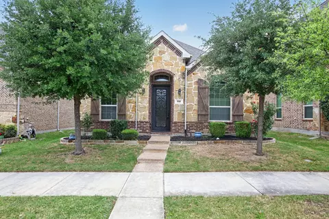 510 Garden Ave, Euless, TX 76039