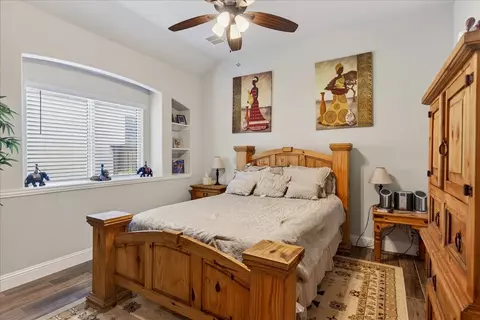 Bedroom - 2106 Devonblue Dr, Forney, TX 75126 photo 4 of 5