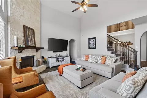 Living - 2106 Devonblue Dr, Forney, TX 75126 photo 1 of 2