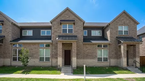 532 E 2nd St, Irving, TX 75060