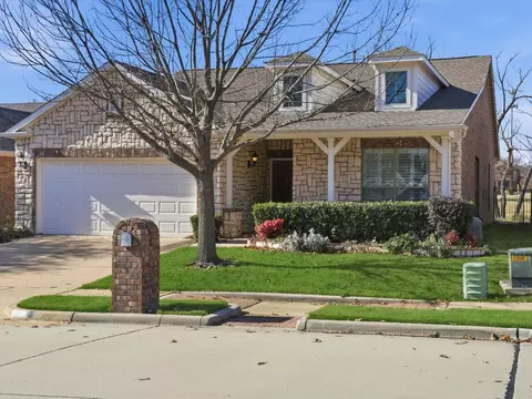 6616 Purbeck Trl, Denton, TX 76210