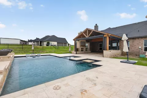 7320 Spring Ranch Ct, Godley, TX 76044