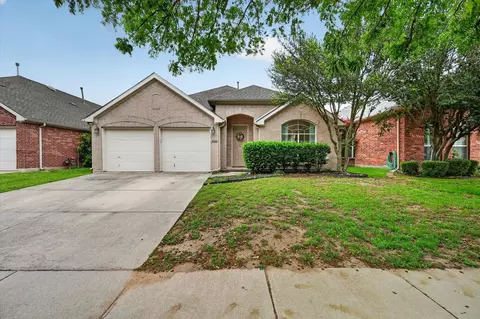 4533 Marguerite Ln, Fort Worth, TX 76123