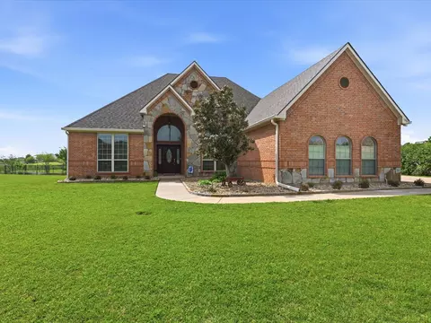 106 Goldmine Ct, Aledo, TX 76008