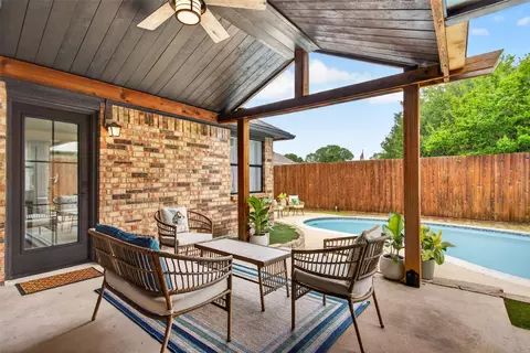 8206 Spinnaker Cv, Rowlett, TX 75089