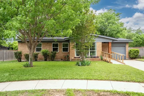 3504 Wicklow Ct, Fort Worth, TX 76116