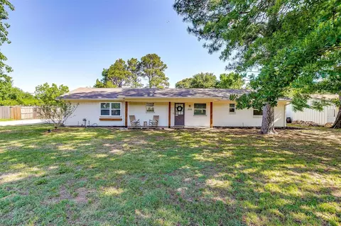 2212 Ridge Ln, Grapevine, TX 76051
