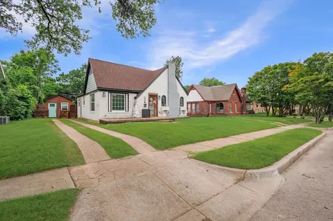 2744 Catherine St, Dallas, TX 75211