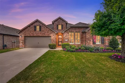 1221 Daylily Dr, Northlake, TX 76226