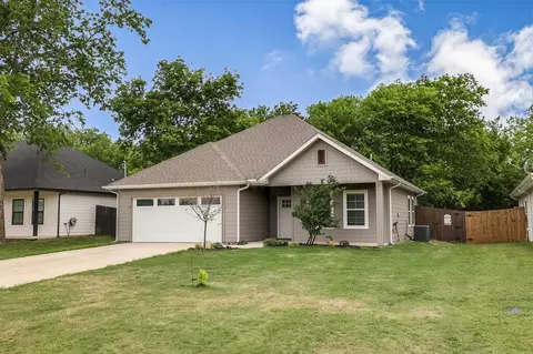 370 S Pecan St, Milford, TX 76670
