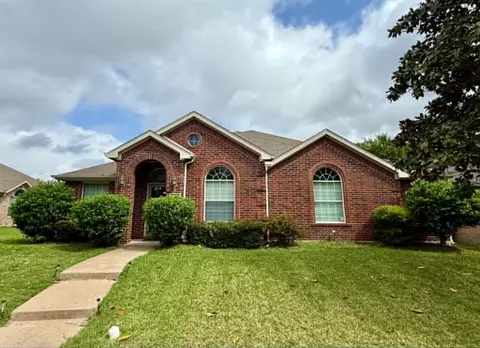1129 Miramar Ave, Desoto, TX 75115