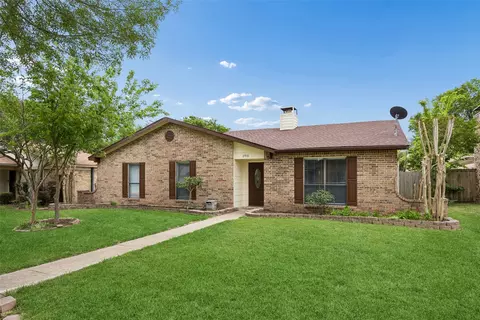 2910 Hazelwood Dr, Garland, TX 75044