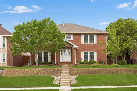 1109 Holly Dr, Carrollton, TX 75010