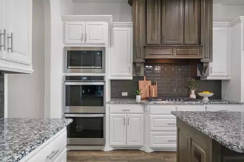 Kitchen - 4341 Rush Rd, Midlothian, TX 76065 photo 3 of 3