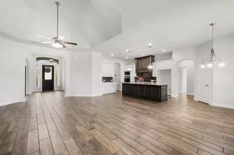 Living - 4341 Rush Rd, Midlothian, TX 76065 photo 2 of 3