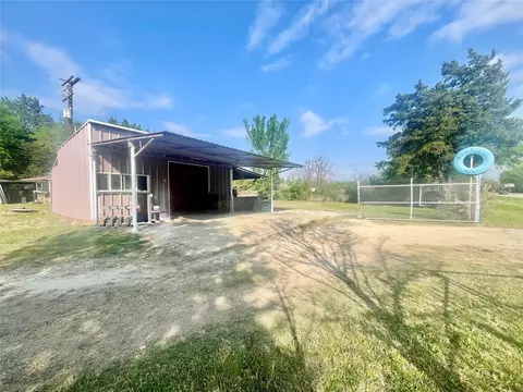 7064 State Highway 64, Ben Wheeler, TX 75754