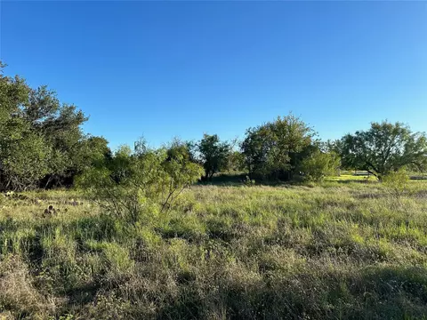 263 Feather Bay Dr, Brownwood, TX 76801