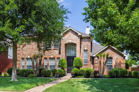 3601 Dripping Springs Dr, Plano, TX 75025