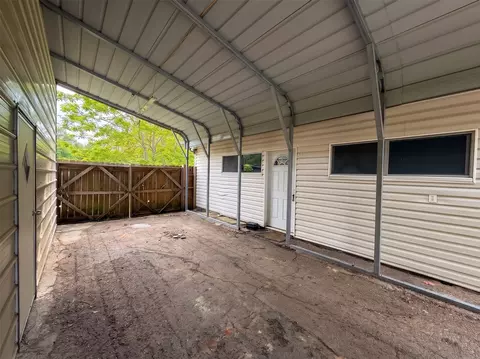 Exterior - 604 E Side Dr, Quitman, TX 75783 photo 9 of 15
