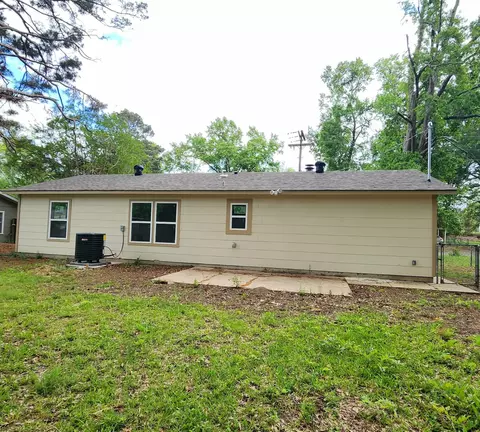 205 Roy St, Minden, LA 71055 photo 8