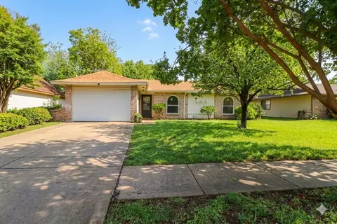 1314 Ontario Dr, Garland, TX 75040