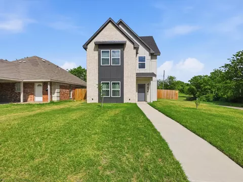 4621 Mccart Ave, Fort Worth, TX 76115