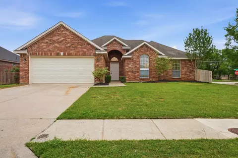 1630 Sky High Cir, Dallas, TX 75253