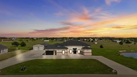 1401 Carter Dr, Royse City, TX 75189