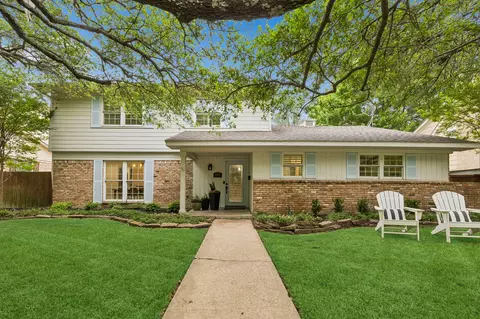 9717 Bellewood Dr, Dallas, TX 75238