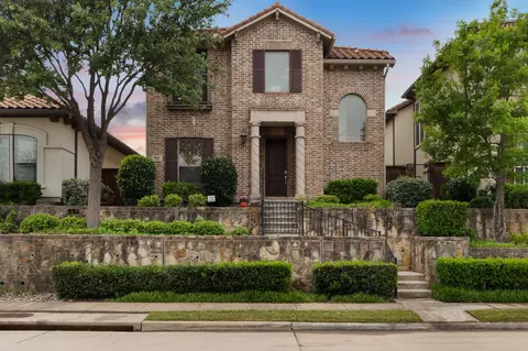 7011 Nueces Dr, Irving, TX 75039