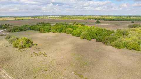 24 North State Avenue, Stephenville, TX 76401