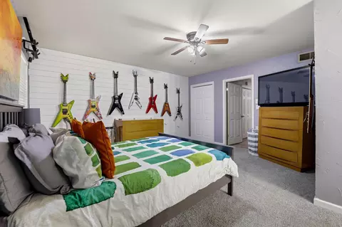 Bedroom - 120 Mark Dr, Denison, TX 75021 photo 4 of 4