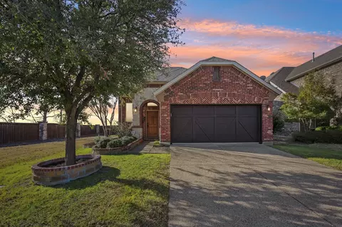 520 Eastland Dr, Lewisville, TX 75056