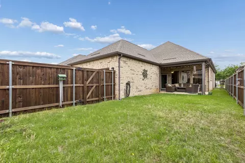 4717 Beaver Creek Dr, Arlington, TX 76005
