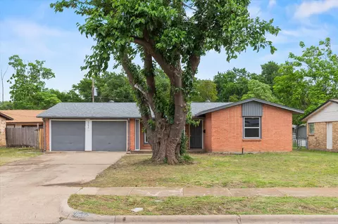 13634 Pyramid Dr, Farmers Branch, TX 75234