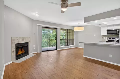 2505 Wedglea Dr #238, Dallas, TX 75211