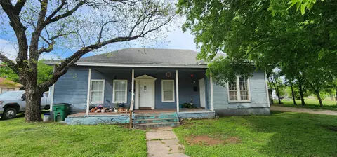 301 W Patterson St W #2, Eastland, TX 76448