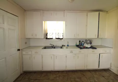 Kitchen - 29 Mcarthur St, Minden, LA 71055 photo 1 of 3