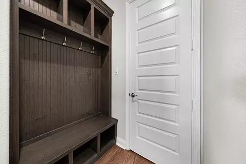 Entry Way - 704 Proverbs Ct, Heath, TX 75126 photo 6 of 6