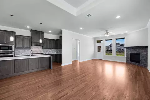 Living - 704 Proverbs Ct, Heath, TX 75126 photo 2 of 3