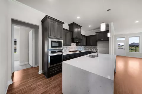 Kitchen - 704 Proverbs Ct, Heath, TX 75126 photo 2 of 4