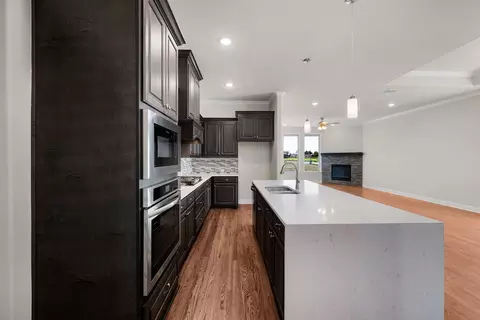 Kitchen - 704 Proverbs Ct, Heath, TX 75126 photo 3 of 4