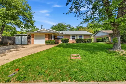 3551 Bandera Rd, Fort Worth, TX 76116