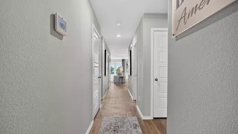 Entry Way - 149 Pinehurst Dr, Boyd, TX 76023 photo 2 of 2