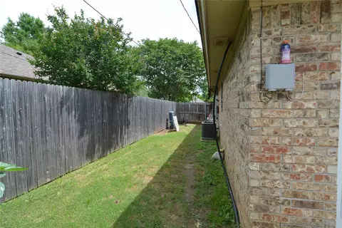 Exterior - 1306 Clearfield Dr, Cleburne, TX 76033 photo 3 of 8