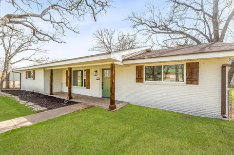 401 NW 32nd St, Mineral Wells, TX 76067