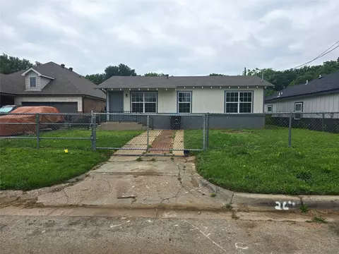 5010 Sunshine Dr, Fort Worth, TX 76105